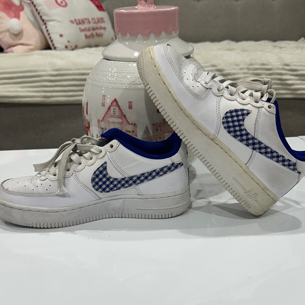 Nike Kids White and Blue Patterned Sneakers
